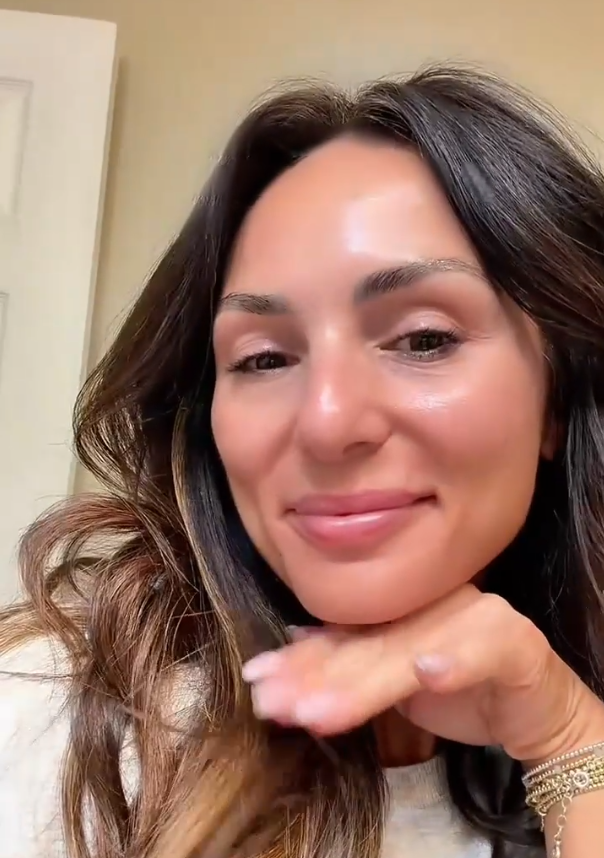 Laura M.